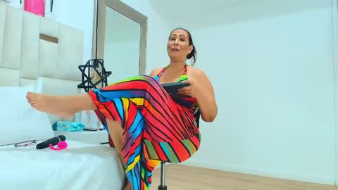 sara online show from June 7, 12:17 am