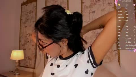 Sara online show from July 9, 7:27 pm