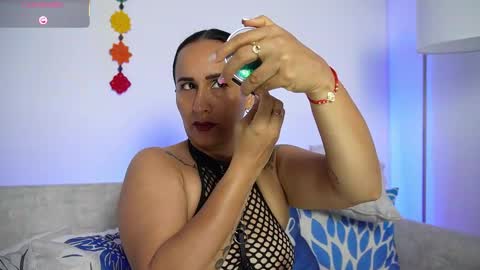   online show from March 13, 11:22 am