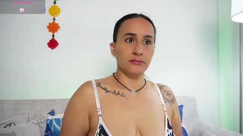   online show from February 16, 10:59 am