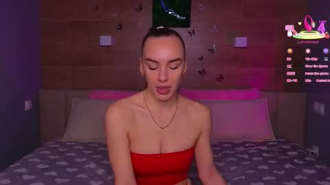 Sara online show from December 17, 5:55 am