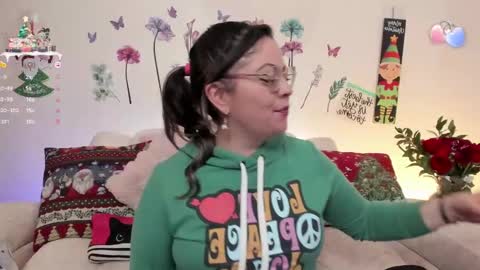 Sara Crowe online show from December 14, 6:13 am