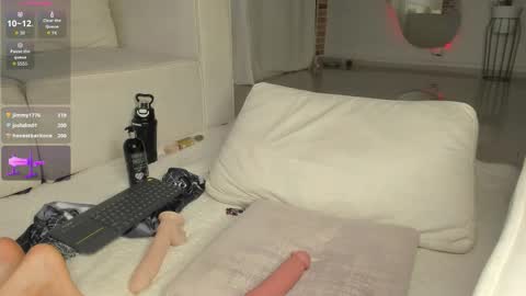 sara online show from November 27, 7:55 am