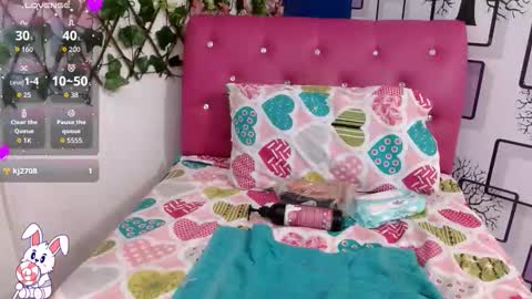 Snapshot of sara_hot18_ chatting on September 23, 11:52 am sara online show from September 23, 11:52 am