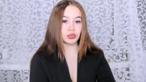 Snapshot of sara_kox chatting on January 2, 8:13 pm sara_kox online show from January 2, 8:13 pm