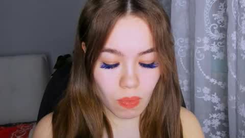 Snapshot of sara_kox chatting on February 20, 3:19 pm sara_kox online show from February 20, 3:19 pm