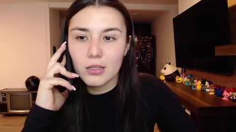 Snapshot of sara_sunrise_ chatting on January 15, 7:23 pm Sara online show from January 15, 7:23 pm