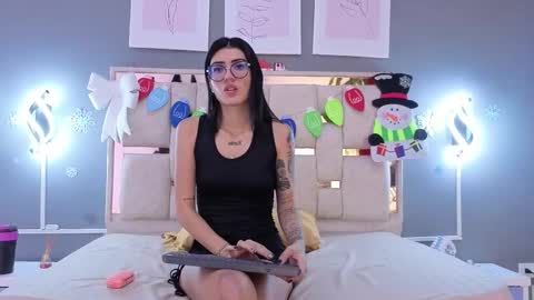 sara online show from December 4, 3:20 am