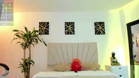 saraa_stormy online show from March 18, 10:26 pm