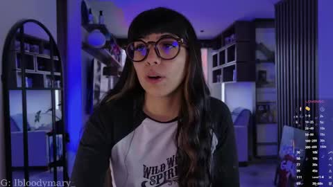 Sara online show from April 24, 7:05 pm