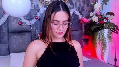 Sara Alvarezx online show from December 4, 4:41 pm