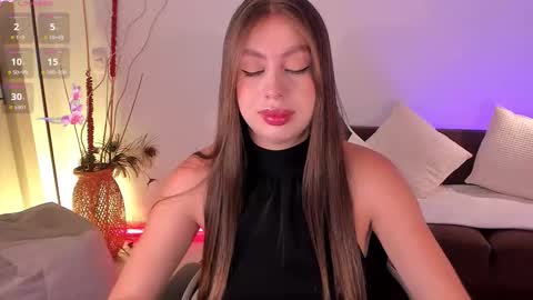 sara cavali online show from March 8, 6:23 pm