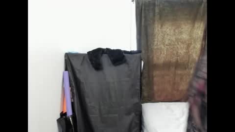 Sara Desire online show from February 28, 3:48 pm