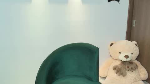 Sara online show from November 26, 6:47 am