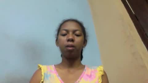 sarah146341 online show from April 1, 3:20 pm