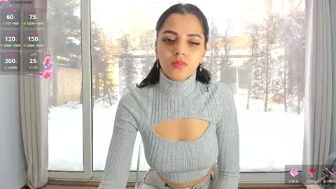 Snapshot of sarah_blake_ chatting on February 26, 9:33 am Sara online show from February 26, 9:33 am