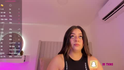 Sarah Bonneth online show from February 19, 11:06 am