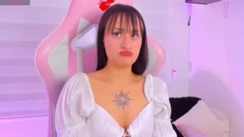 Sarah Ramirez online show from November 20, 3:29 am