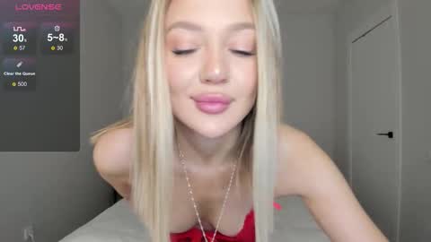 sarahphyllis online show from January 9, 9:41 pm