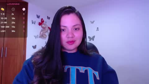 Snapshot of sarahros1 chatting on February 25, 3:42 am Sarah online show from February 25, 3:42 am