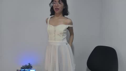 Snapshot of sarahsmitt chatting on October 14, 8:22 pm Sarah online show from October 14, 8:22 pm