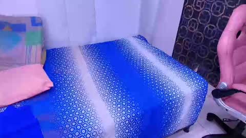 Snapshot of sarak_ chatting on March 4, 12:01 pm Sara online show from March 4, 12:01 pm