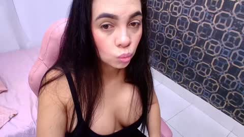 Snapshot of sarak_ chatting on January 25, 11:57 am Sara online show from January 25, 11:57 am