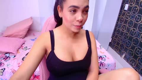 Snapshot of sarak_ chatting on February 5, 12:27 pm Sara online show from February 5, 12:27 pm