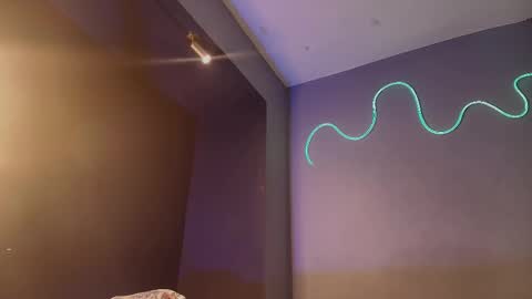 Sara  online show from December 20, 2:43 pm