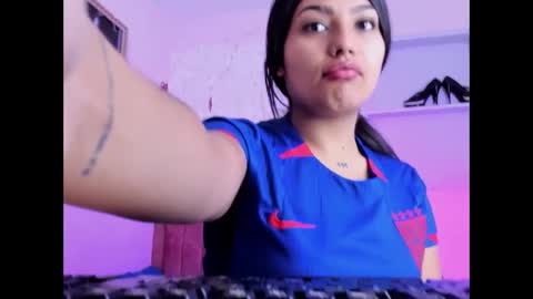 sarastonesx online show from September 20, 9:51 am