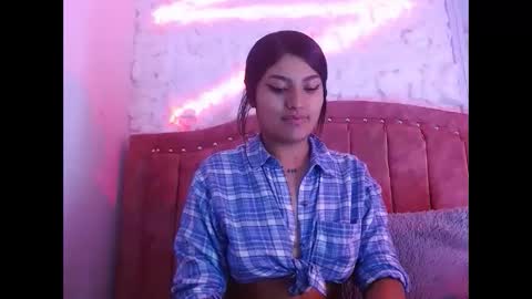 sarastonesx online show from February 11, 4:55 am