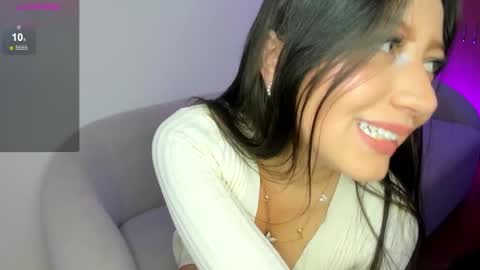 Snapshot of saraysweet_ chatting on September 10, 10:43 pm saraysweet_ online show from September 10, 10:43 pm