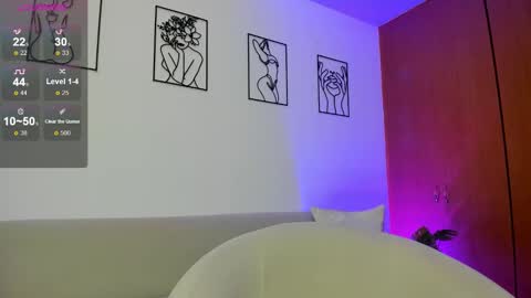Snapshot of saraysweet_ chatting on December 23, 9:51 pm saraysweet_ online show from December 23, 9:51 pm