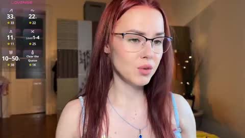 Snapshot of sargonium909 chatting on March 1, 8:31 pm Veronika online show from March 1, 8:31 pm