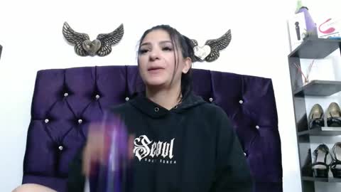 Snapshot of sarita_multisquirt chatting on October 12, 8:06 am Sara online show from October 12, 8:06 am