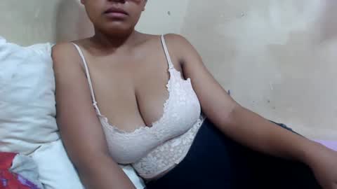 saronette online show from December 21, 11:55 am