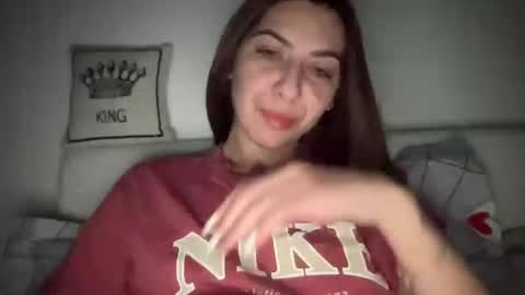 Sarrah online show from March 8, 10:45 pm