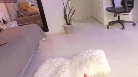 sasha_sinne online show from June 3, 11:55 am