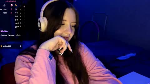 Marmulka or Mary online show from November 18, 6:31 pm