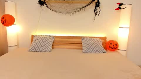 Sati online show from October 16, 11:07 pm