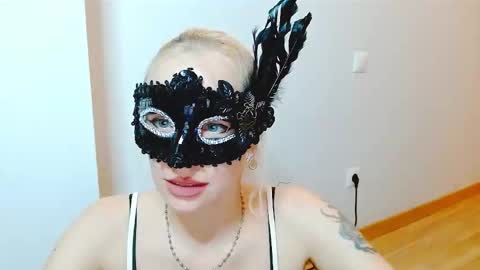 Satinqueen90 online show from October 13, 6:16 am