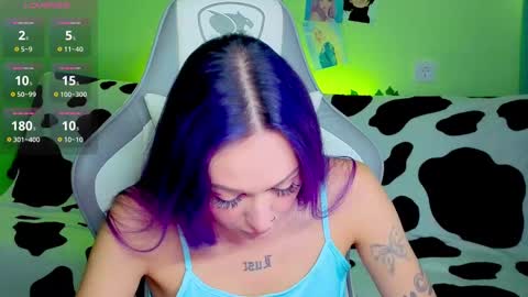 Snapshot of savage_lust_ chatting on September 17, 3:37 am Ariel online show from September 17, 3:37 am