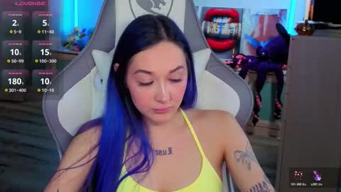 Ariel online show from November 13, 3:49 am