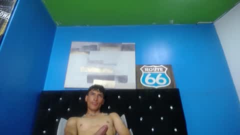 SavageLover  online show from October 18, 11:39 pm