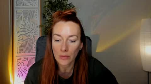 save the qween online show from March 11, 6:39 am