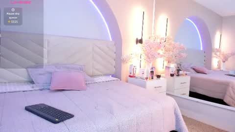 savina_ricci online show from June 26, 3:19 am