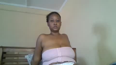 Snapshot of scarlet_25142359 chatting on September 16, 9:17 am scarlet_25142359 online show from September 16, 9:17 am