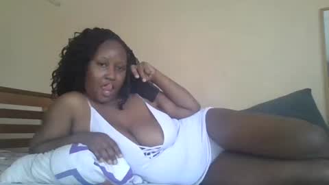 Snapshot of scarlet_25142359 chatting on October 18, 6:27 am scarlet_25142359 online show from October 18, 6:27 am