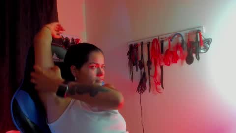 Snapshot of scarlet_kennedy98 chatting on October 18, 12:46 am scarlet taylor kennedy online show from October 18, 12:46 am