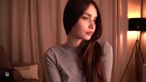 Scarlet online show from March 5, 8:12 pm